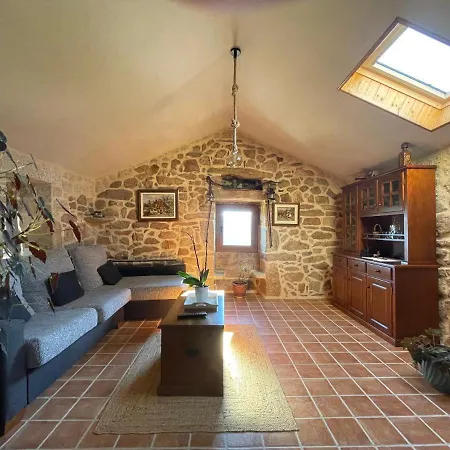 Holiday home O Balcon Do Oitaven, Vuestra Privada En Galicia